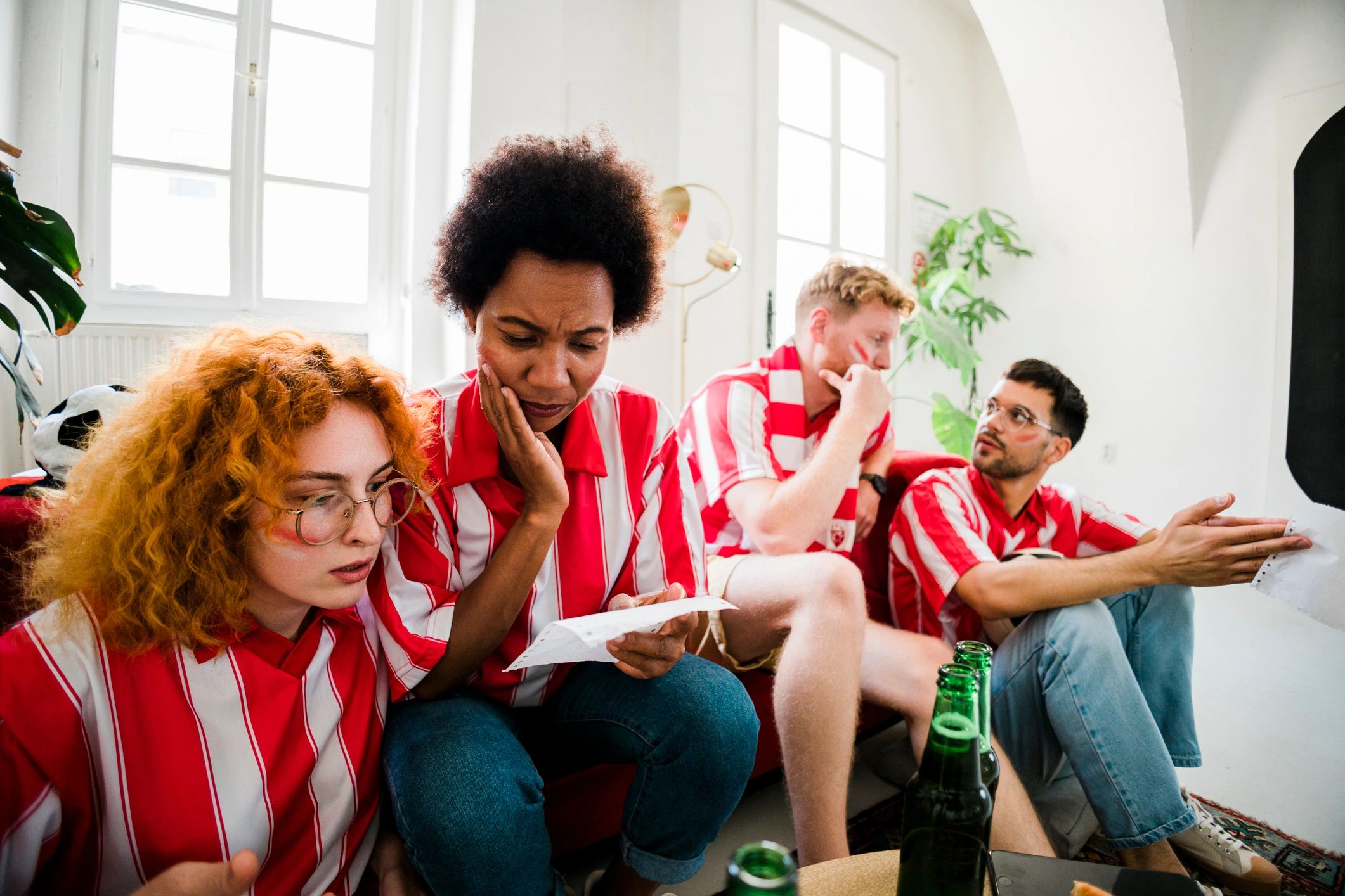 sports fans reading